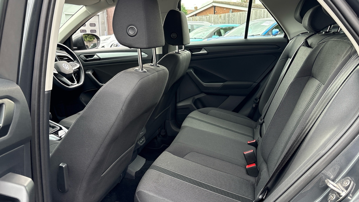 Used Volkswagen T-Roc 2022 for sale - 76433413: Photo 16