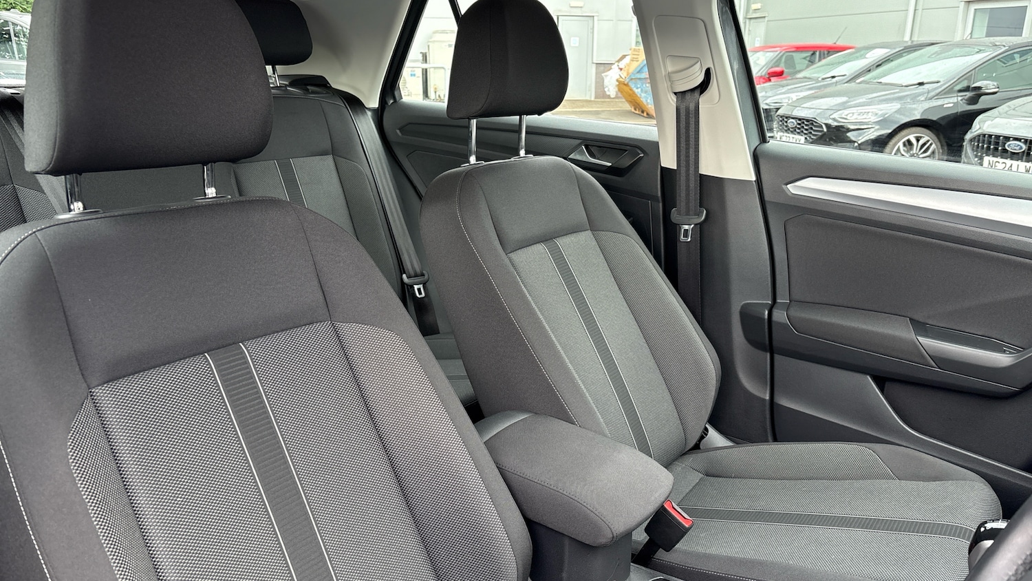 Used Volkswagen T-Roc 2022 for sale - 76433413: Photo 22