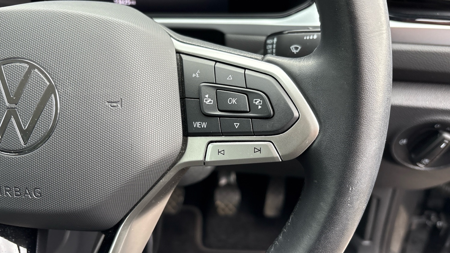 Used Volkswagen T-Roc 2022 for sale - 76433413: Photo 28