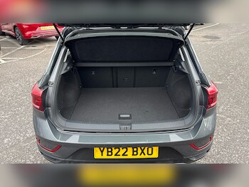 Used Volkswagen T-Roc 2022 for sale - 76433413: Photo