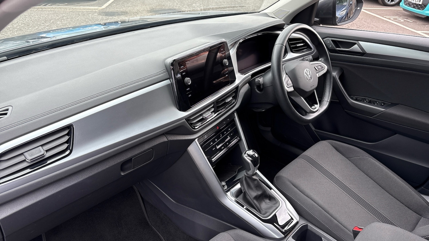 Used Volkswagen T-Roc 2022 for sale - 76433413: Photo 9