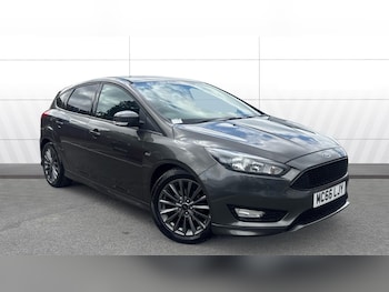 Used Ford Focus 2017 for sale - 79162456: Photo