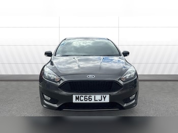 Used Ford Focus 2017 for sale - 79162456: Photo