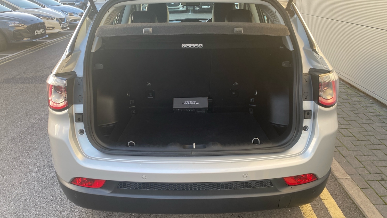 Used Jeep Compass 2021 for sale - 76403141: Photo 4