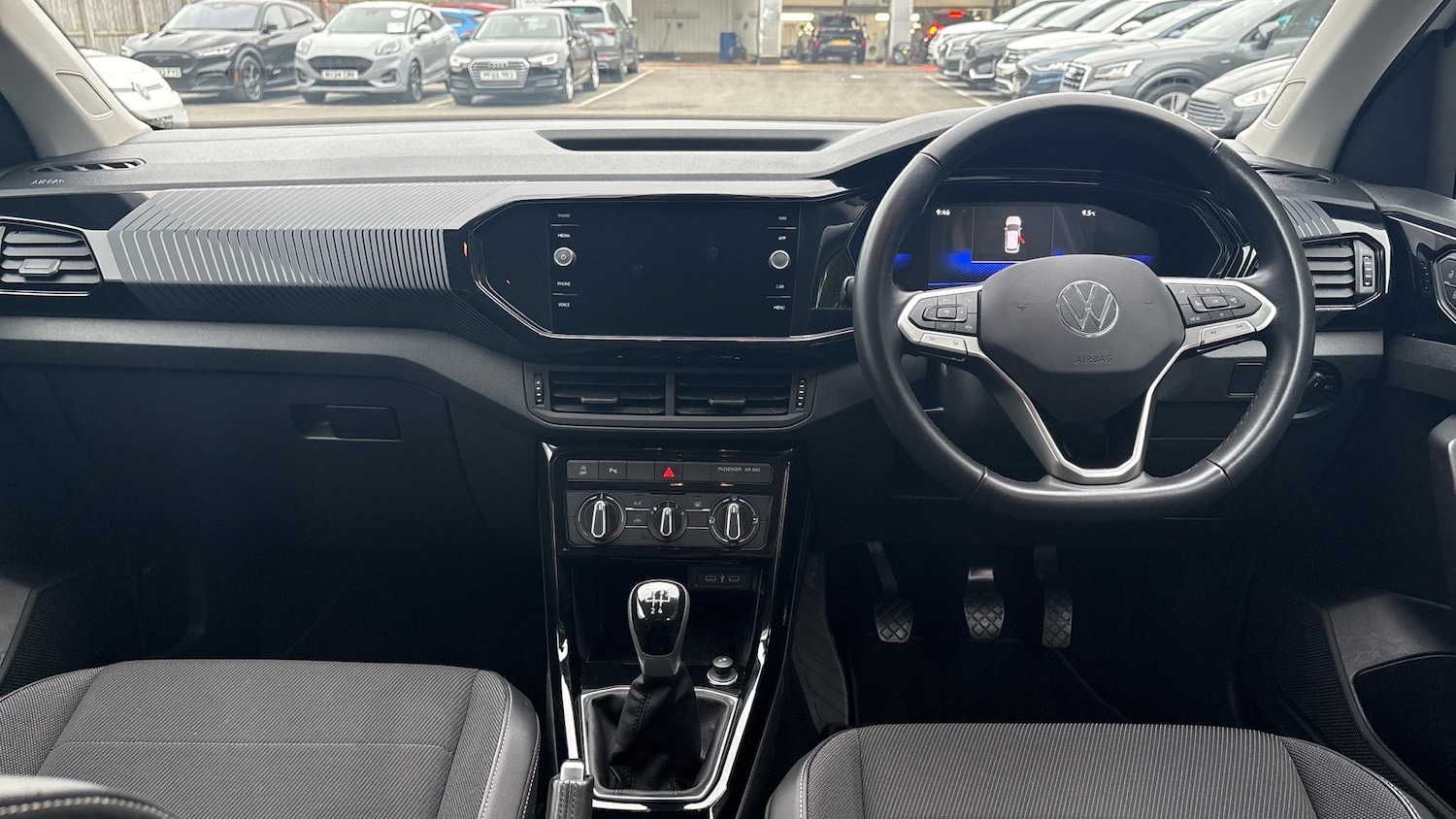 Used Volkswagen T-Cross 2023 for sale - 76299697: Photo 10