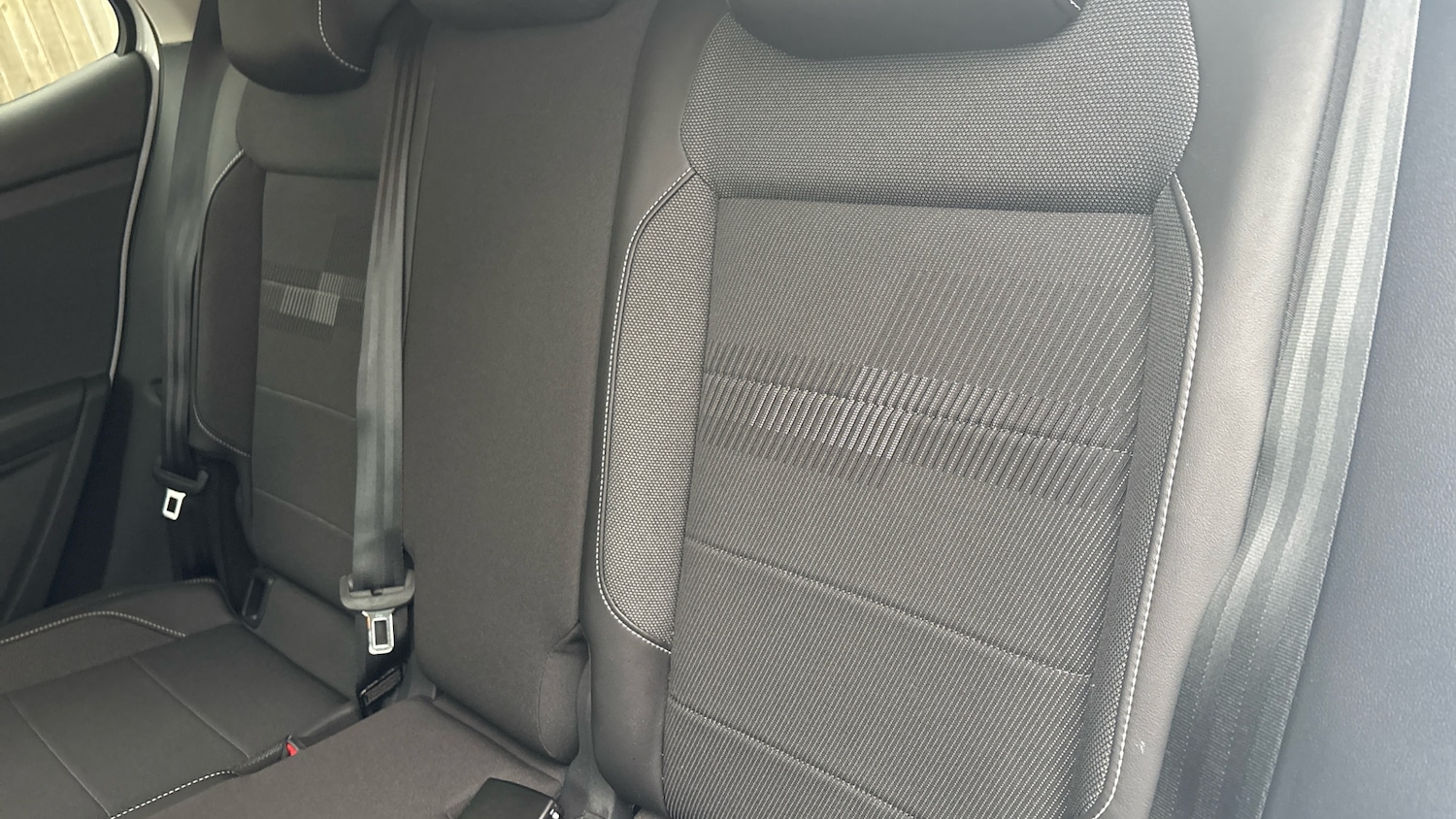 Used Volkswagen T-Cross 2023 for sale - 76299697: Photo 30