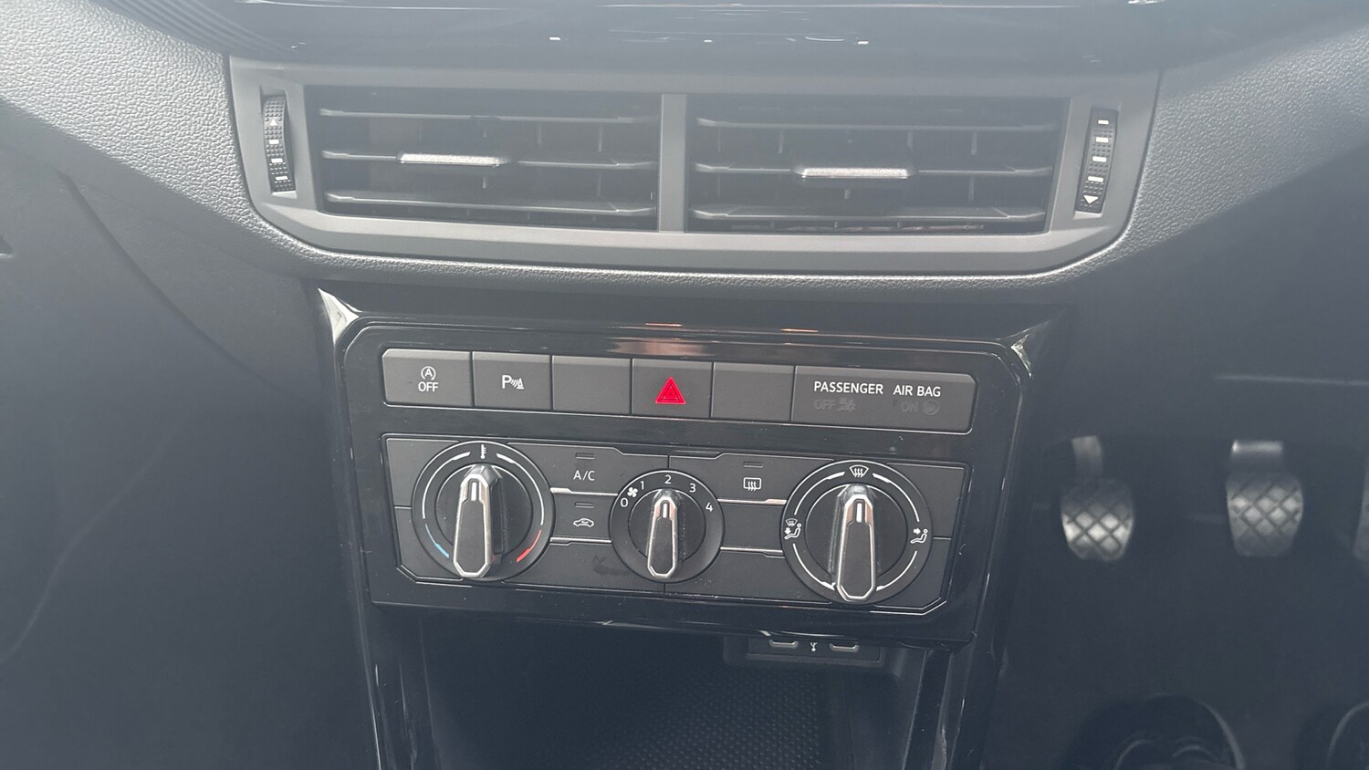 Used Volkswagen T-Cross 2023 for sale - 76299697: Photo 37