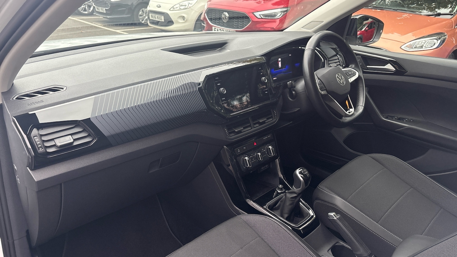 Used Volkswagen T-Cross 2023 for sale - 76299697: Photo 9