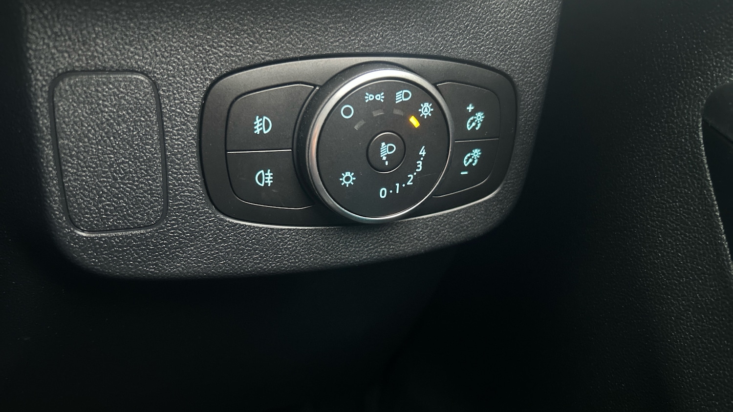 Used Ford Puma 2021 for sale - 77036638: Photo 32