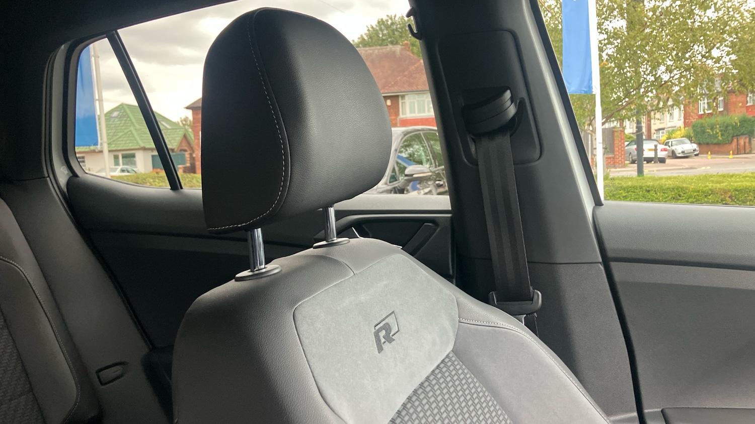 Used Volkswagen T-Cross 2020 for sale - 76263697: Photo 21