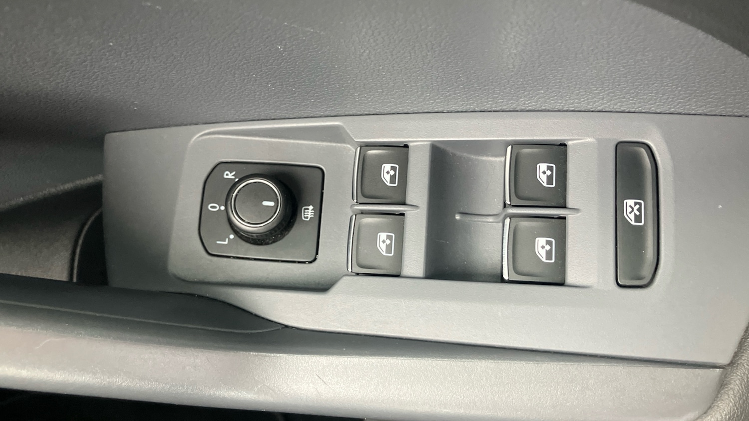 Used Volkswagen T-Cross 2020 for sale - 76263697: Photo 23