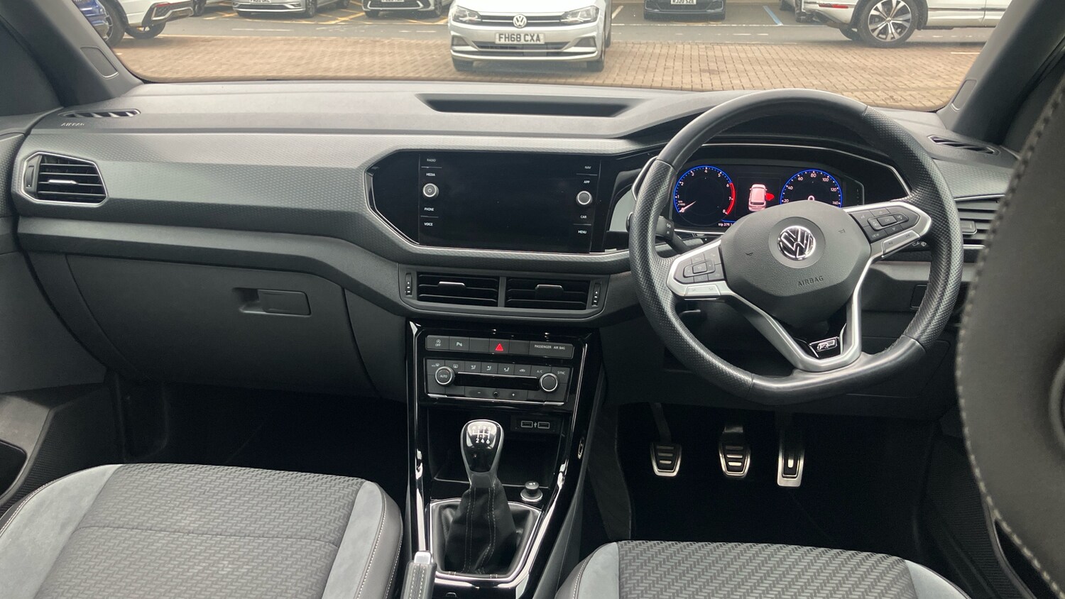 Used Volkswagen T-Cross 2020 for sale - 76263697: Photo 9