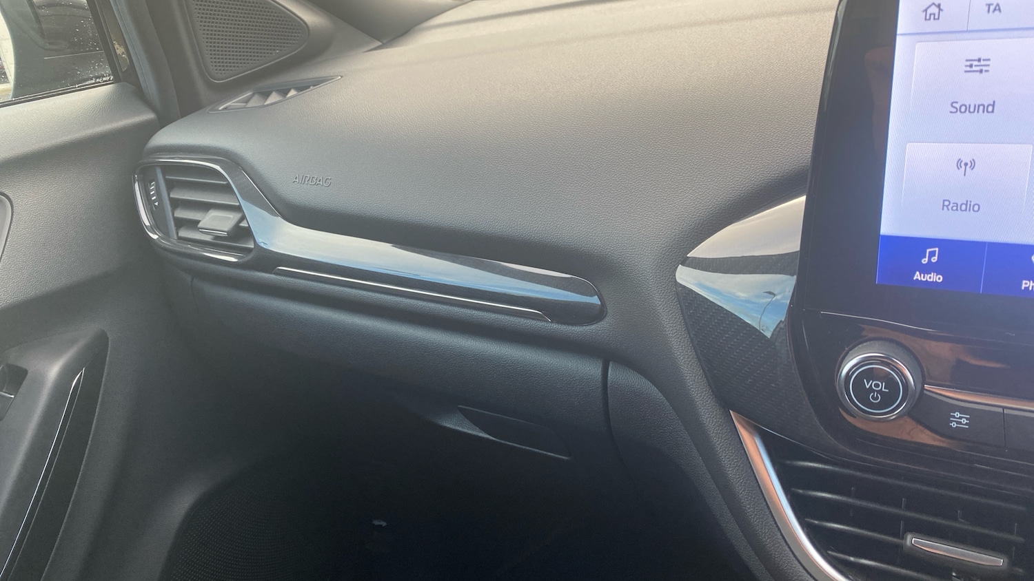 Used Ford Puma 2024 for sale - 76968745: Photo 32