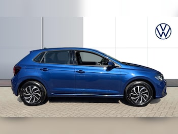 Used Volkswagen Polo 2024 for sale - 75557592: Photo
