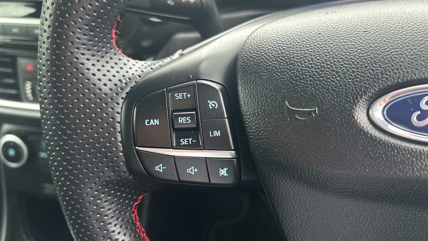 Used Ford Puma 2024 for sale - 76490439: Photo 31