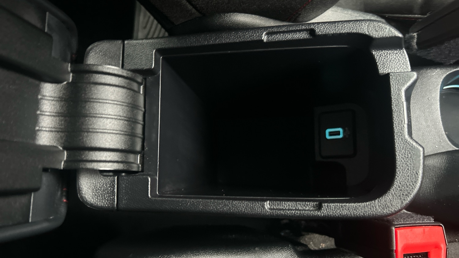 Used Ford Puma 2024 for sale - 76490439: Photo 40