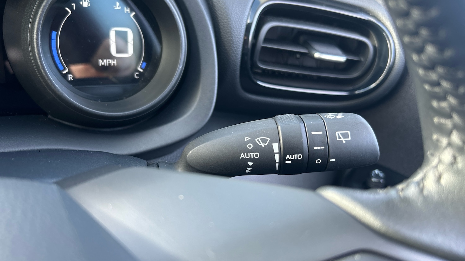 Used Toyota Yaris 2022 for sale - 76181862: Photo 29