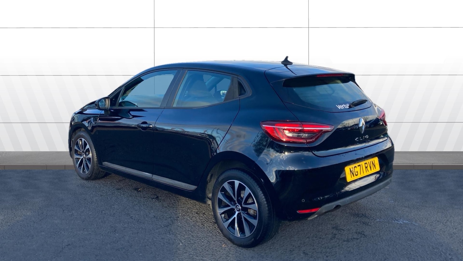 Used Renault Clio 2021 for sale - 77363955: Photo 2