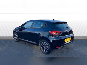 Used Renault Clio 2021 for sale - 77363955: Photo