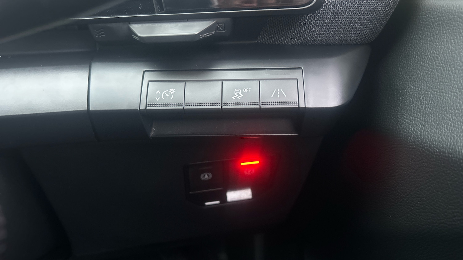 Used Renault Megane E Tech 2024 for sale - 76396839: Photo 32