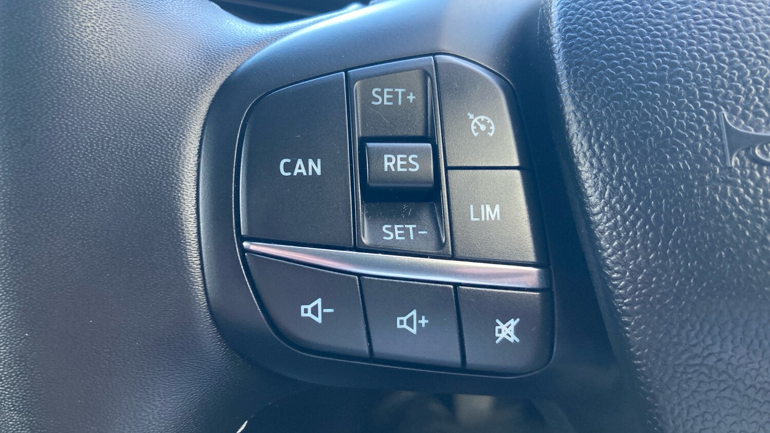 Used Ford Puma 2023 for sale - 77915845: Photo 28