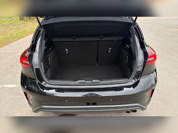 Used Ford Focus 2023 for sale - 79604710: Photo