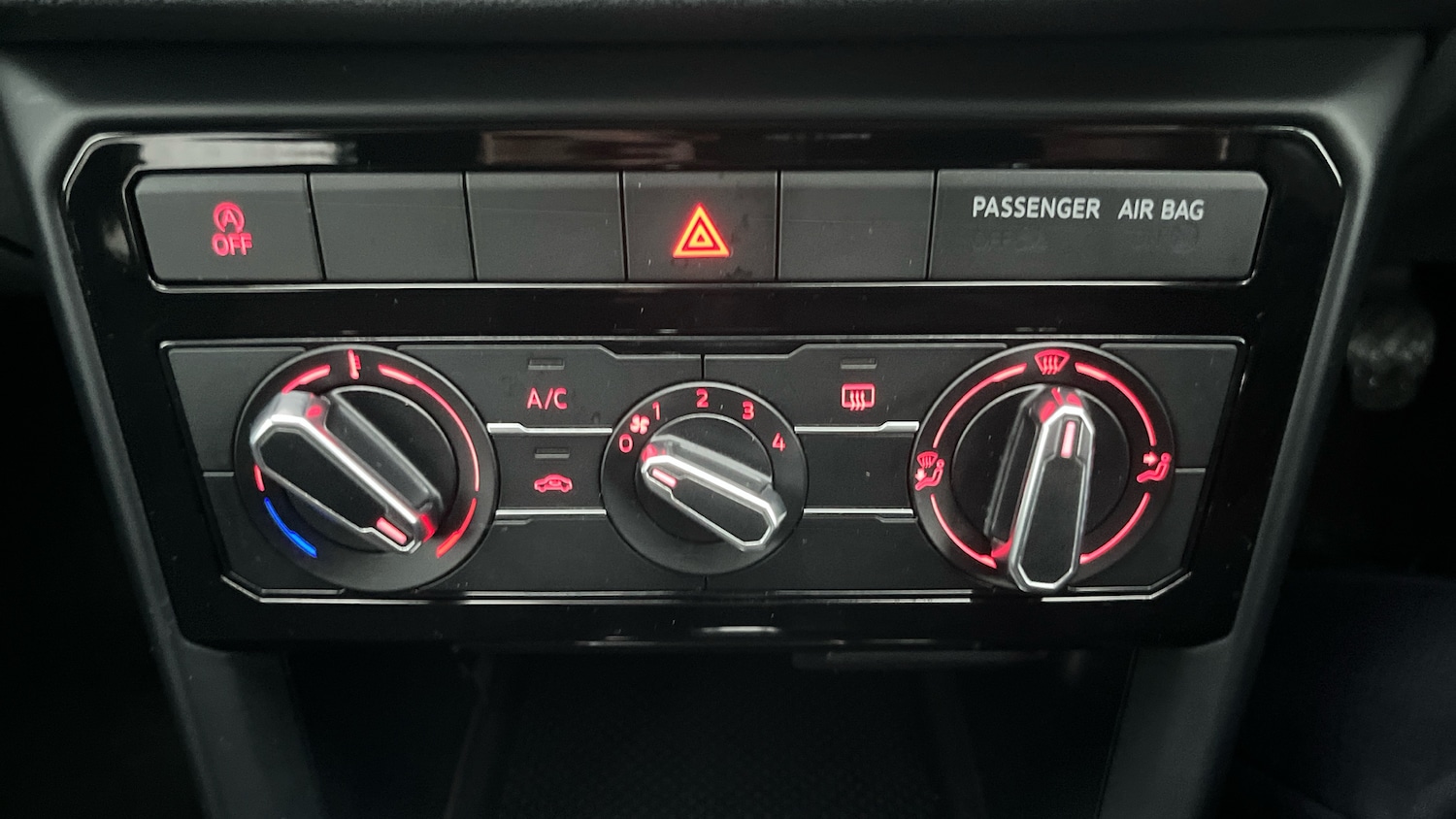 Used Volkswagen T-Cross 2020 for sale - 76891605: Photo 23