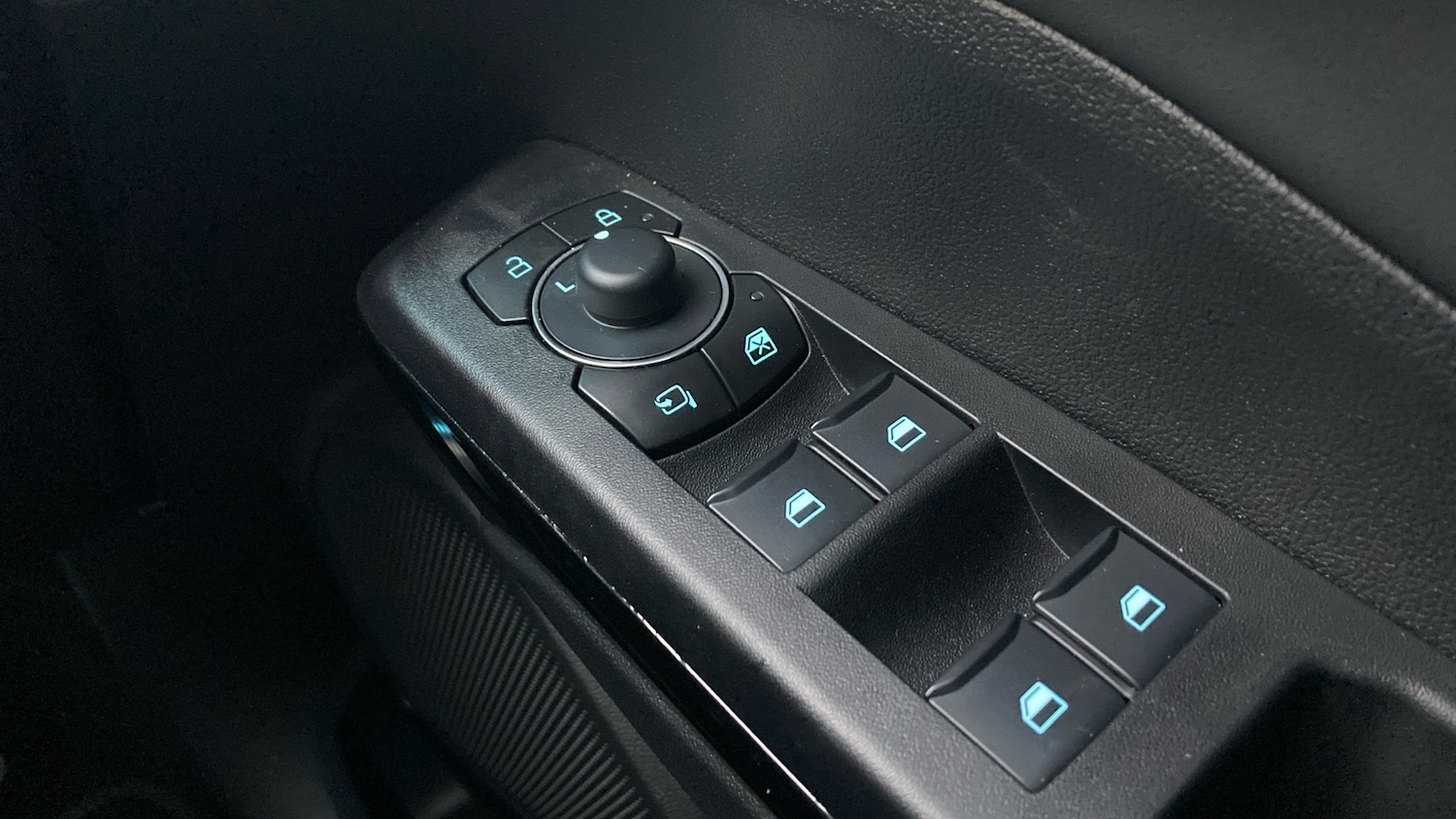 Used Ford Puma 2024 for sale - 77650172: Photo 25