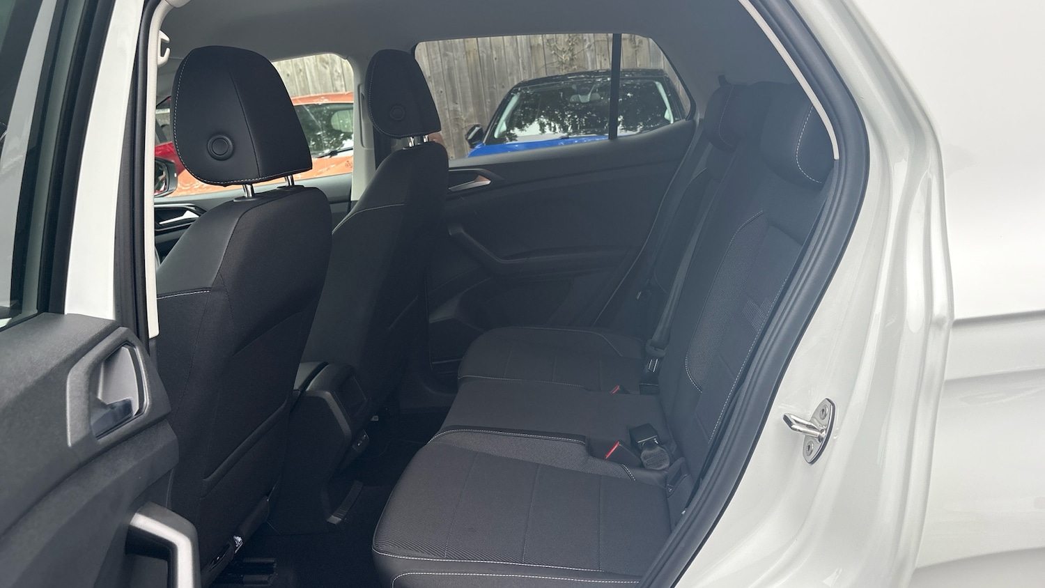 Used Volkswagen T-Cross 2023 for sale - 76784796: Photo 16