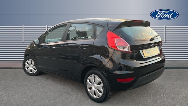 Used Ford Fiesta 2015 for sale - 76249275: Photo 2