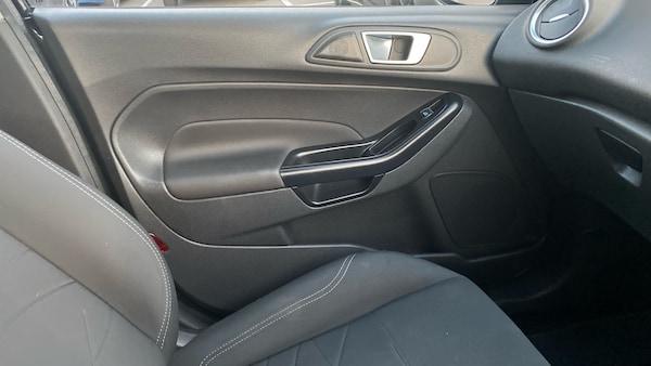 Used Ford Fiesta 2015 for sale - 76249275: Photo 33