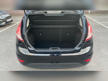 Used Ford Fiesta 2015 for sale - 76249275: Photo 4