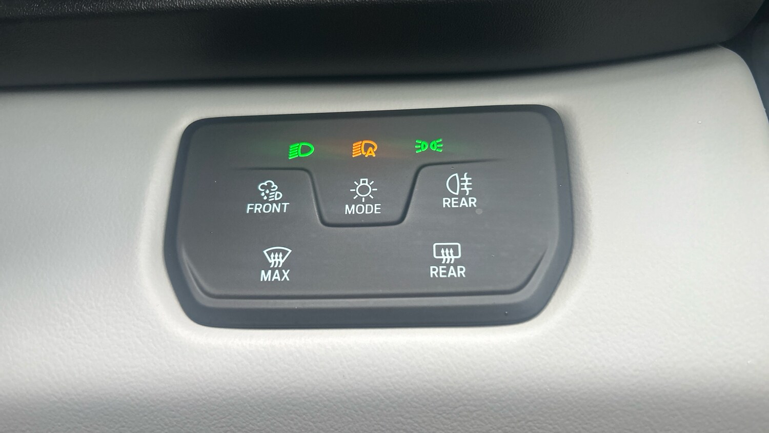 Used Ford Explorer 2025 for sale - 77541279: Photo 25