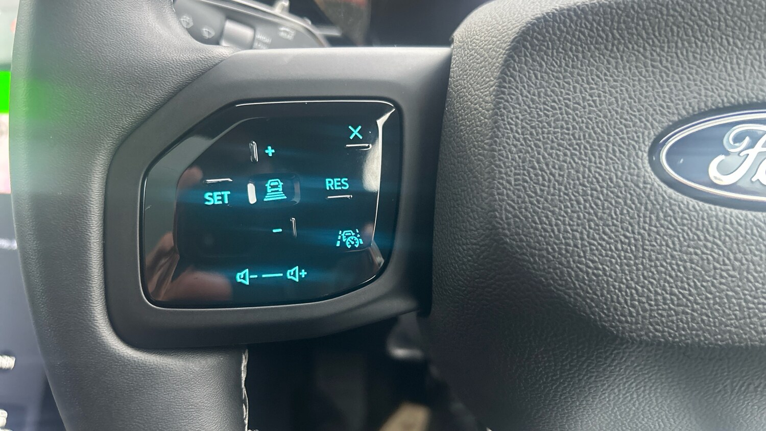 Used Ford Explorer 2025 for sale - 77541279: Photo 27