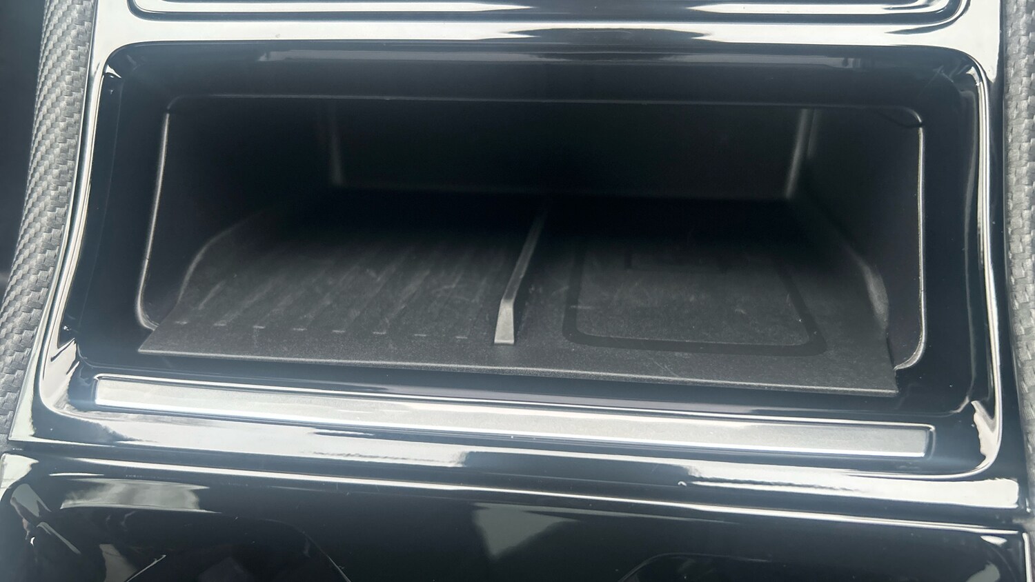 Used Ford Explorer 2025 for sale - 77541279: Photo 33