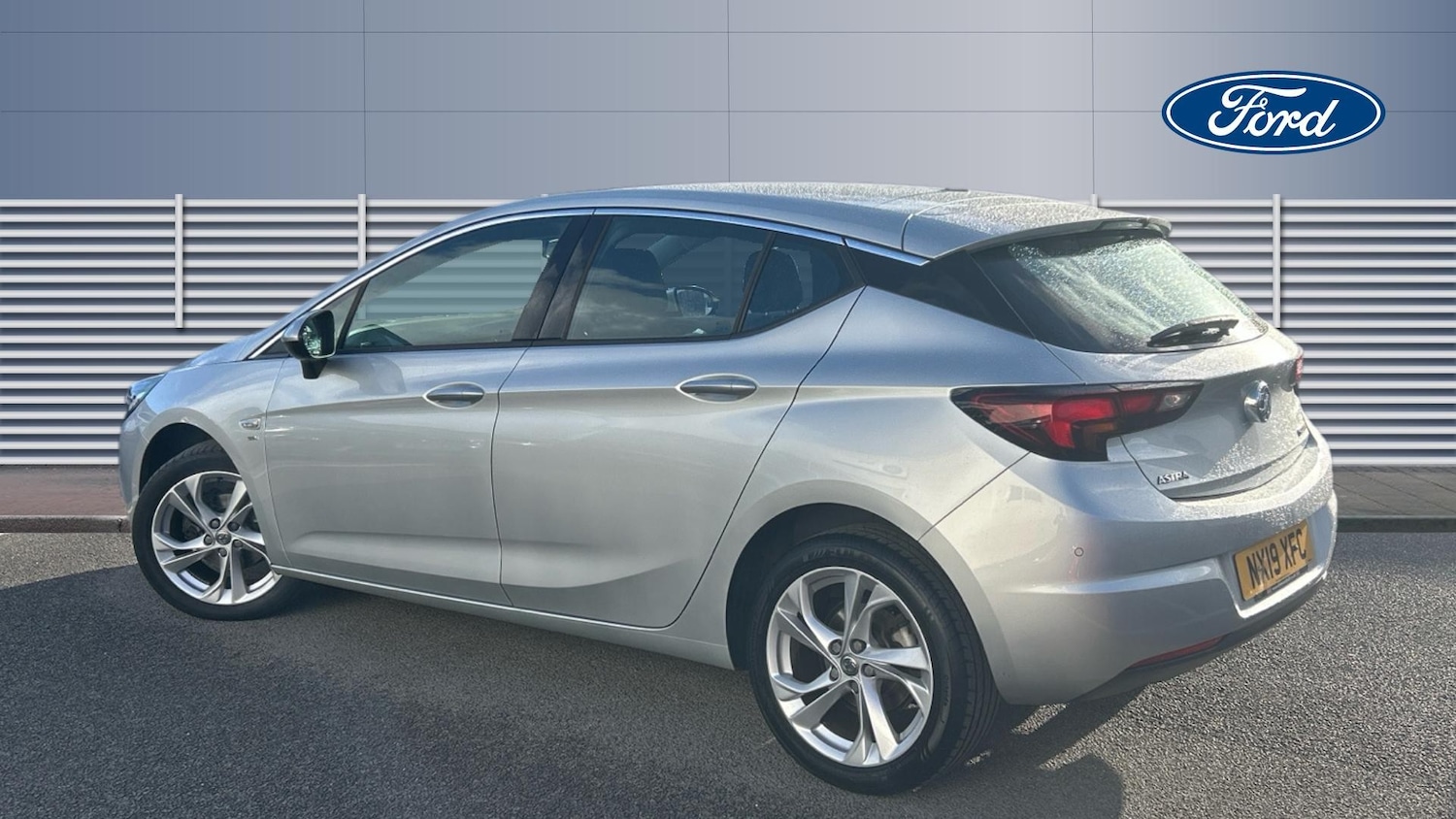 Used Vauxhall Astra 2019 for sale - 76603253: Photo 2