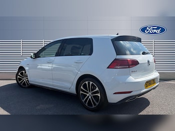 Used Volkswagen Golf 2018 for sale - 79206585: Photo