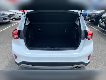 Used Ford Focus 2020 for sale - 75330992: Photo
