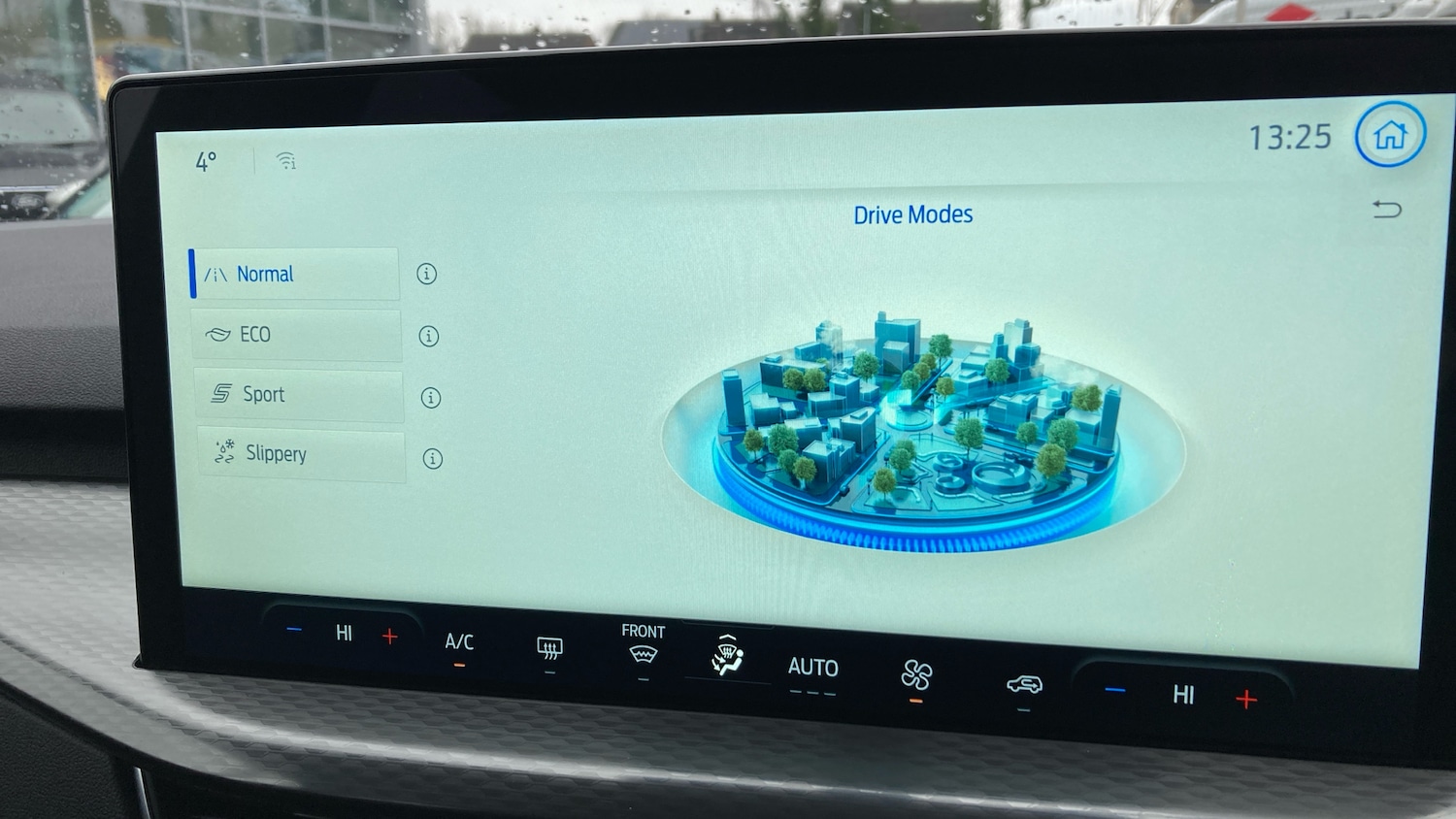 Used Ford Kuga 2025 for sale - 77541873: Photo 23