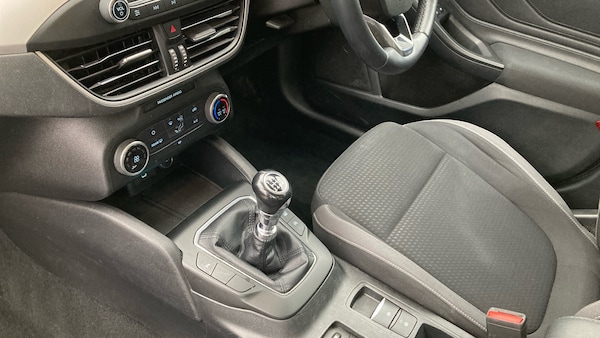 Used Ford Focus 2019 for sale - 76299265: Photo 13