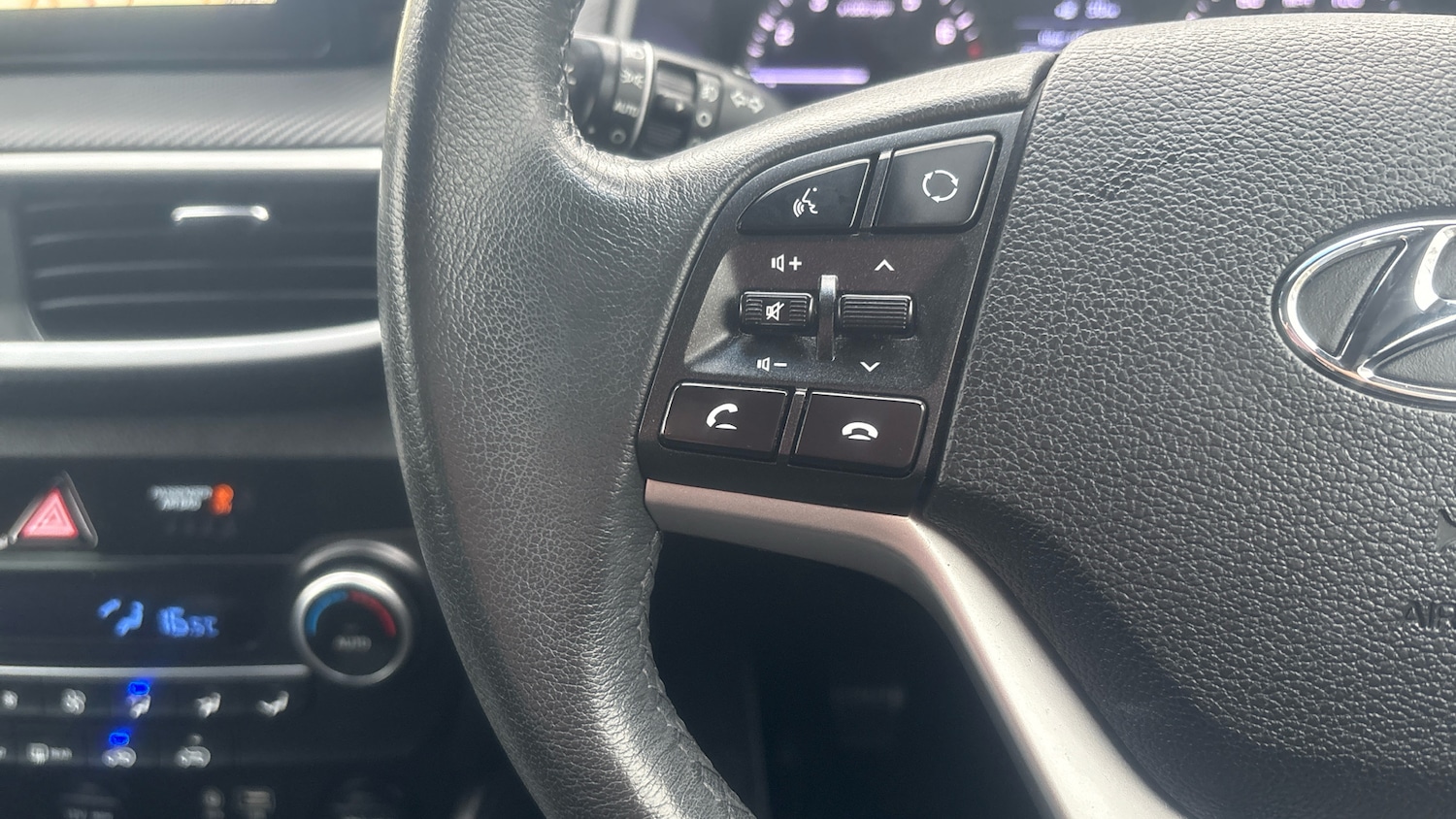 Used Hyundai TUCSON 2019 for sale - 76490331: Photo 39