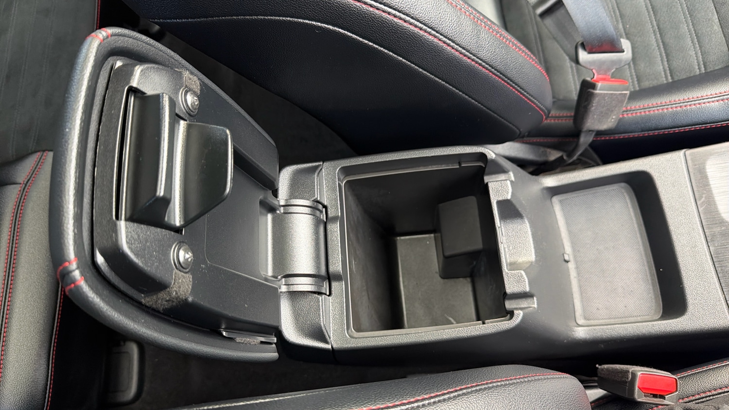 Used Ford Kuga 2021 for sale - 77329069: Photo 40