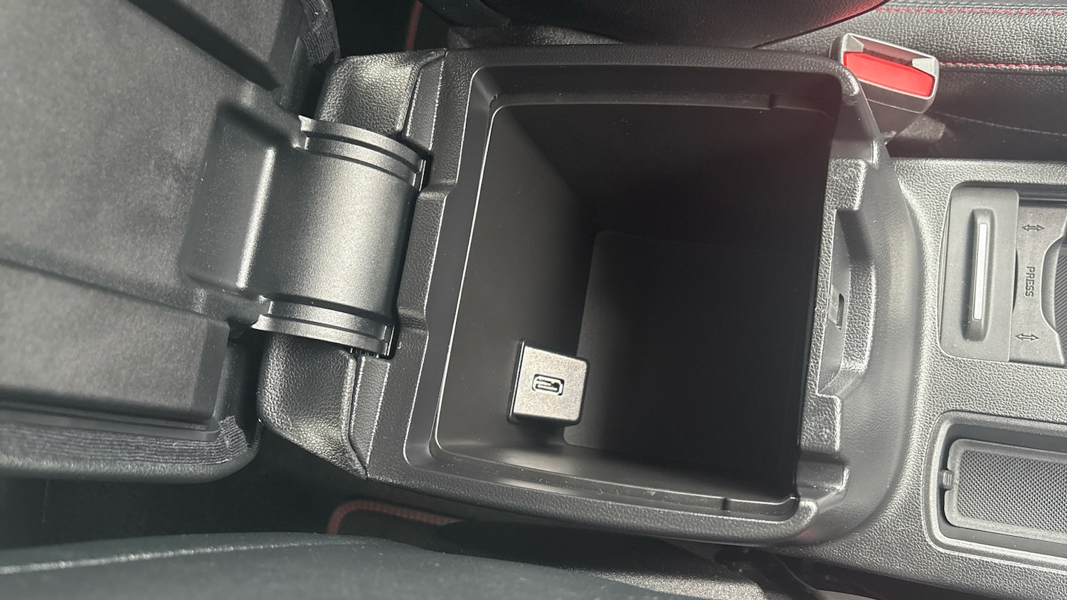 Used Ford Focus 2019 for sale - 76477102: Photo 38