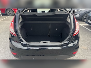 Used Ford Fiesta 2016 for sale - 79307225: Photo