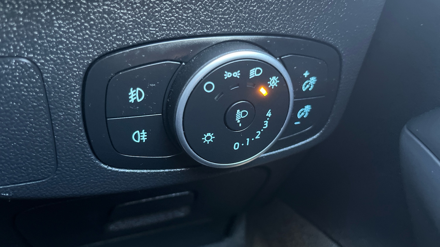 Used Ford Focus 2020 for sale - 76652254: Photo 28