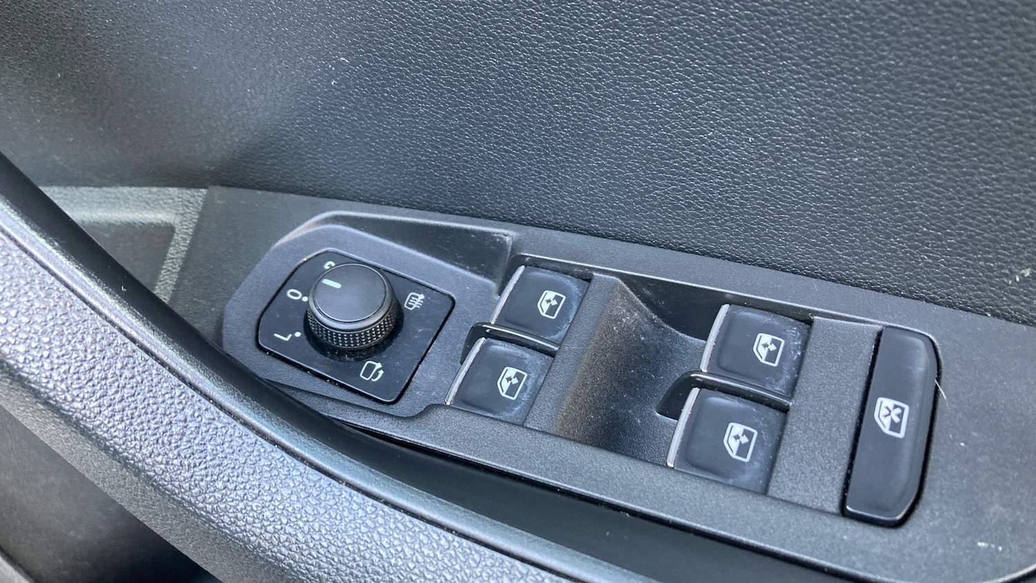 Used Skoda Karoq 2018 for sale - 76580655: Photo 33