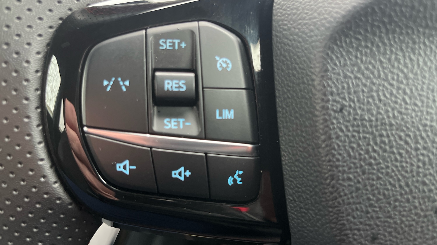 Used Ford Puma 2024 for sale - 77718515: Photo 25