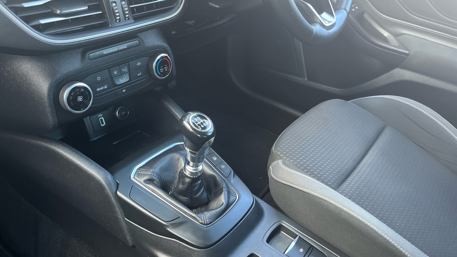 Used Ford Focus 2018 for sale - 76640831: Photo 13