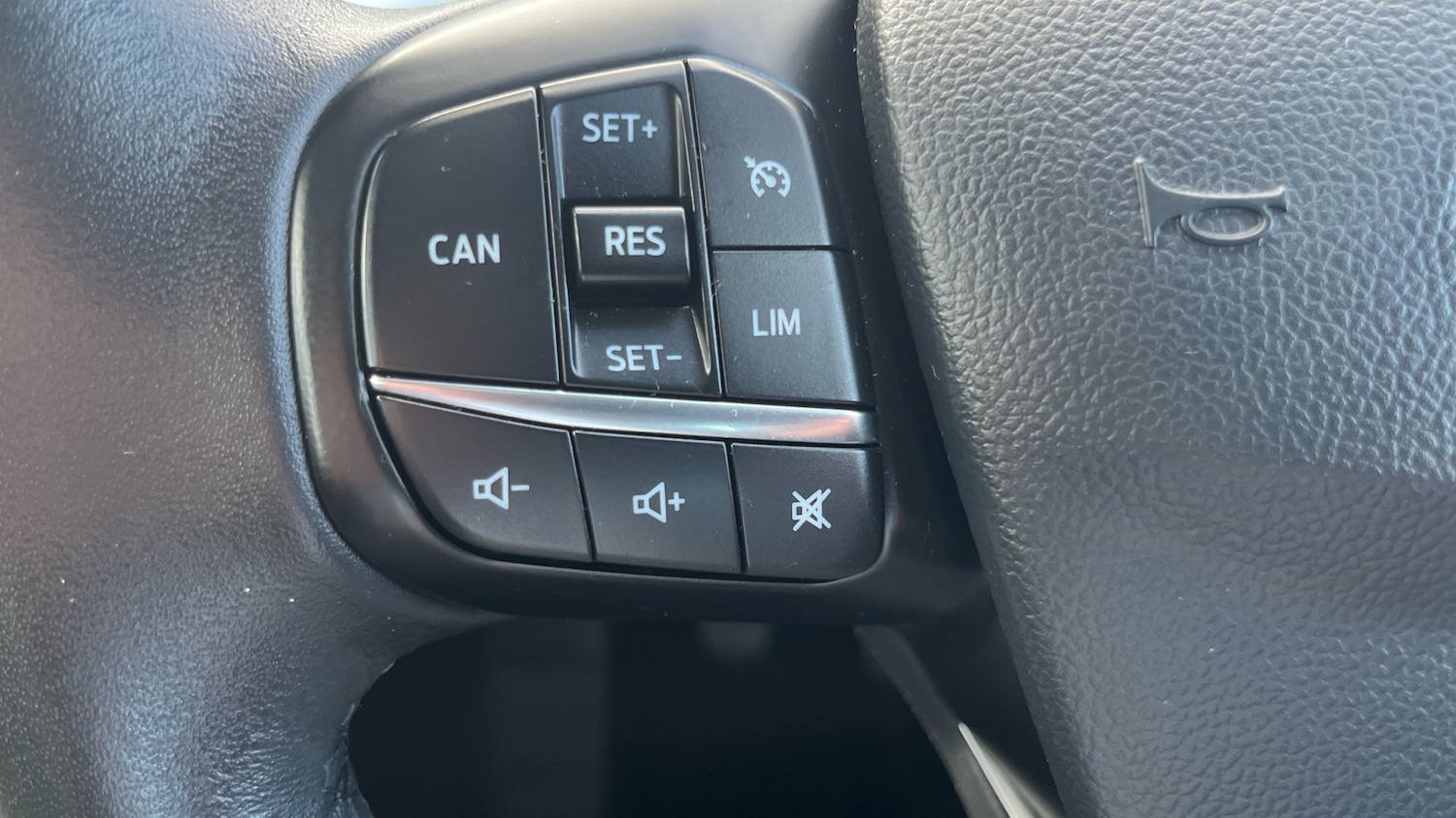 Used Ford Focus 2018 for sale - 76640831: Photo 27