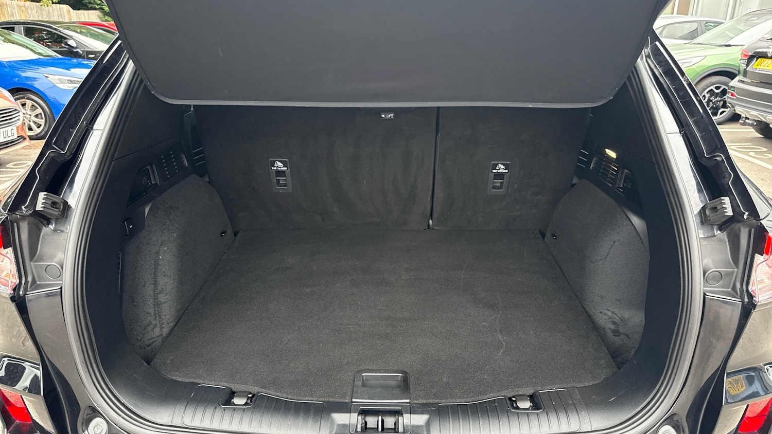 Used Ford Kuga 2022 for sale - 76352436: Photo 4
